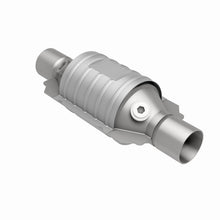 Load image into Gallery viewer, MagnaFlow Universal Catalytic Converter 2 Dual O2 Boss
