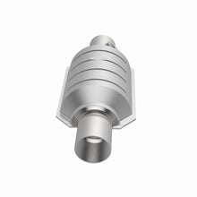 Load image into Gallery viewer, MagnaFlow Universal Catalytic Converter 1.75 Single O2 Boss