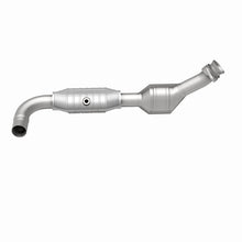 Load image into Gallery viewer, MagnaFlow Direct Fit Catalytic Converter 99-00 Ford F-150 4.2L 2WD D/S