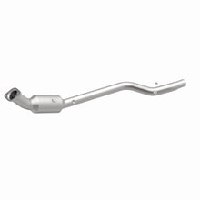 Load image into Gallery viewer, MagnaFlow DF Catalytic Conv 05-07 Chrysler 300 P/S / 06-07 Dodge Charger P/S / 05-07 Magnum P/S