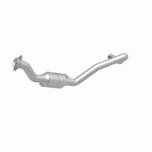 Load image into Gallery viewer, MagnaFlow Direct Fit Catalytic Converter 04-05 Ram 1500 DS OEM