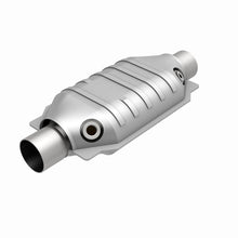 Load image into Gallery viewer, MagnaFlow Universal Catalytic Converter 2 Dual O2 Boss