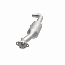 Load image into Gallery viewer, MagnaFlow Direct Fit Catalytic Converter 2009-2010 F-150 4.6 L Underbody