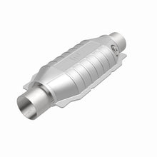 Load image into Gallery viewer, MagnaFlow Universal Catalytic Converter 2 Single O2 Boss