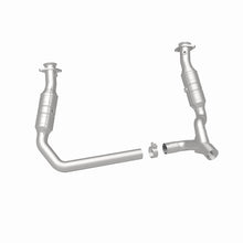 Load image into Gallery viewer, MagnaFlow Direct Fit Catalytic Converter 09-13 Dodge Ram 1500 Pickup 4.7L