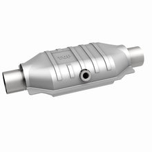 Load image into Gallery viewer, MagnaFlow Universal Catalytic Converter 2.5 Midbed O2 CA OBDII Ul