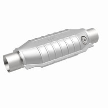 Load image into Gallery viewer, MagnaFlow Universal Catalytic Converter 2 Single O2 Boss