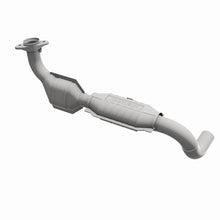 Load image into Gallery viewer, MagnaFlow Direct Fit Catalytic Converter 04-06 Ford F150 5.4L Driver Side