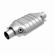 Load image into Gallery viewer, MagnaFlow Universal Catalytic Converter 2 Dual O2 Boss