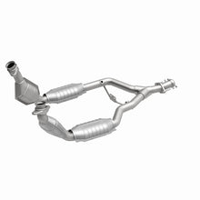 Load image into Gallery viewer, MagnaFlow Direct Fit Catalytic Converter 96-98 Ford Mustang 3.8L