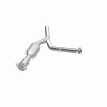 Load image into Gallery viewer, MagnaFlow Direct Fit Catalytic Converter 04-06 F-150 5.4 2WD P/S 49S