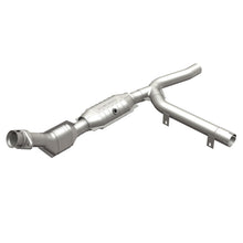 Load image into Gallery viewer, MagnaFlow Direct Fit Catalytic Converter 01-04 Ford F-150 4.2L 2wd