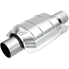 Load image into Gallery viewer, MagnaFlow Universal Catalytic Converter 2.5 W/Single O2 Boss