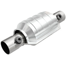 Load image into Gallery viewer, MagnaFlow Universal Catalytic Converter 2 Dual O2 Boss