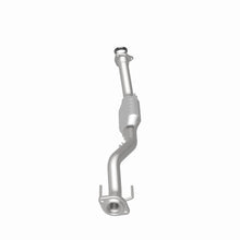 Load image into Gallery viewer, MagnaFlow DF Conv 02-05 Chevy Trail Blazer/GMC Envoy V6 4.2L 113in Wheelbase/02-04 Olds Bravada V6