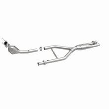 Load image into Gallery viewer, MagnaFlow Direct Fit Catalytic Converter 96-98 Lincoln Mark VIII 4.6L