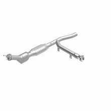 Load image into Gallery viewer, MagnaFlow Direct Fit Catalytic Converter 97-98 Ford Trucks 4.2L