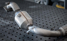 Load image into Gallery viewer, MagnaFlow Direct Fit Catalytic Converter 02 Dodge Ram 5.9L