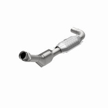 Load image into Gallery viewer, MagnaFlow Direct Fit Catalytic Converter 99-00 Ford F-150 4.2L 50S