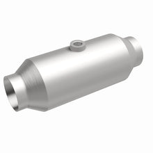 Load image into Gallery viewer, MagnaFlow California Grade Universal Converter 11-15 Mercedes-Benz G550 V8 5.5L