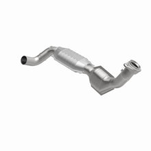 Load image into Gallery viewer, MagnaFlow Direct Fit Catalytic Converter 01-02 Ford F-150 5.4L