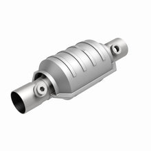 Load image into Gallery viewer, MagnaFlow Universal Catalytic Converter 2 Dual O2 Boss