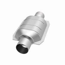 Load image into Gallery viewer, MagnaFlow Universal Catalytic Converter 2 W/Single O2 Boss