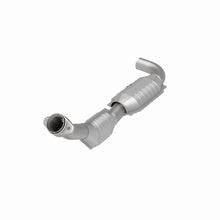 Load image into Gallery viewer, MagnaFlow Direct Fit Catalytic Converter 01 Ford Trucks 4.6L