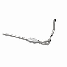 Load image into Gallery viewer, MagnaFlow Direct Fit Catalytic Converter 02-03 Dodge Ram 1500 Pickup 4.7L 4WD