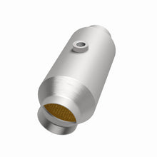Load image into Gallery viewer, MagnaFlow California Grade Universal Converter 11-15 Mercedes-Benz G550 V8 5.5L