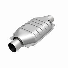 Load image into Gallery viewer, MagnaFlow Universal Catalytic Converter 3 Single O2 Boss