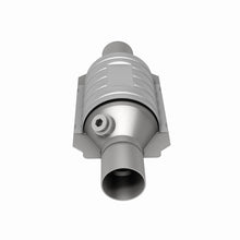 Load image into Gallery viewer, MagnaFlow Universal Catalytic Converter 2 Dual O2 Boss