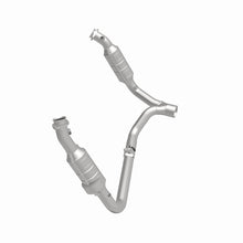 Load image into Gallery viewer, MagnaFlow Direct Fit Catalytic Converter RAM Pickup 2006 8 5.7L