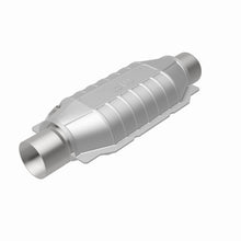 Load image into Gallery viewer, MagnaFlow Universal Catalytic Converter 2 Single O2 Boss