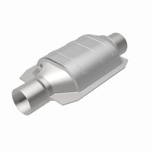 Load image into Gallery viewer, MagnaFlow Universal Catalytic Converter 2 W/Single O2 Boss