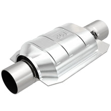 Load image into Gallery viewer, MagnaFlow Universal Catalytic Converter 2 W/Single O2 Boss