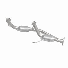 Load image into Gallery viewer, MagnaFlow Direct Fit Catalytic Converter 96-99 Ford Taurus3.0L 50S