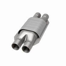 Load image into Gallery viewer, MagnaFlow Universal Catalytic Converter 2/2 D/D