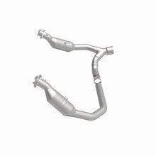 Load image into Gallery viewer, MagnaFlow Direct Fit Catalytic Converter 06-07 Ram 1500 4.7L Underbody
