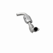Load image into Gallery viewer, MagnaFlow Direct Fit Catalytic Converter 99-00 Ford F-150 4.2L 50S