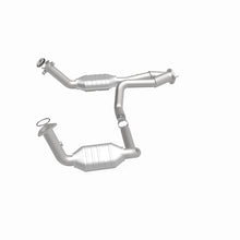 Load image into Gallery viewer, MagnaFlow DF Cat. Conv 02-06 Cadillac Truck. 8 5.3L Dual Conv. Y-Pipe Assy 2wd/Chevy Truck 99-07