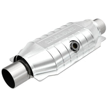 Load image into Gallery viewer, MagnaFlow Universal Catalytic Converter 2.25 Rear