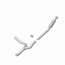 Load image into Gallery viewer, MagnaFlow Direct Fit Catalytic Converter OEM 2005 Dodge Ram 1500 Underbody